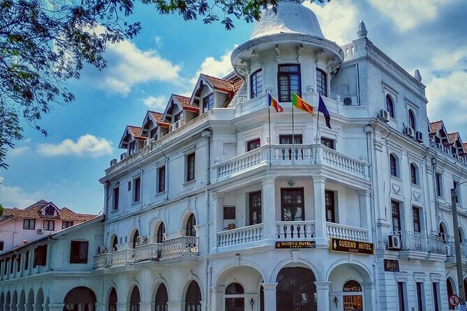 Kandy City Sightseeing and Ambuluwawa Tower by Tuk Tuk Tour - What’s Included and What to Budget For