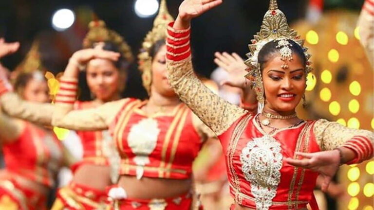 Kandy Esala Perahera (2025 July-30 - 2025 Aug-09) - Who Should Consider This Tour?