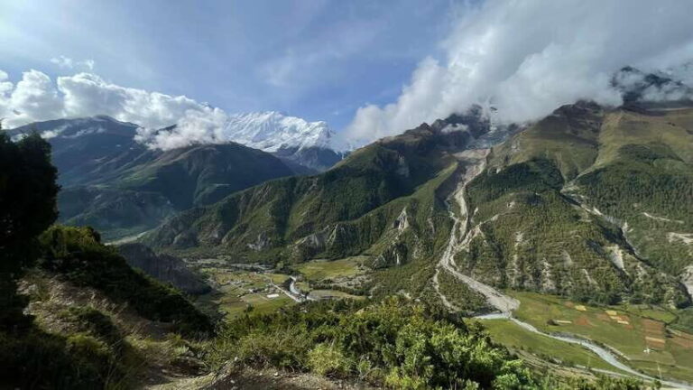 Kathmandu: 1-Hour Mountain Flight with Mount Everest View - Who Should Consider This Tour?