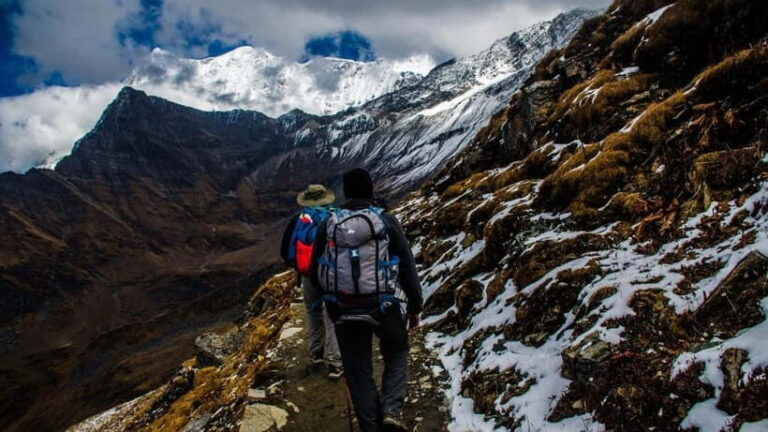 Kathmandu: 5-Day Everest Luxury Trek with Helicopter Ride - What’s Included and What’s Not