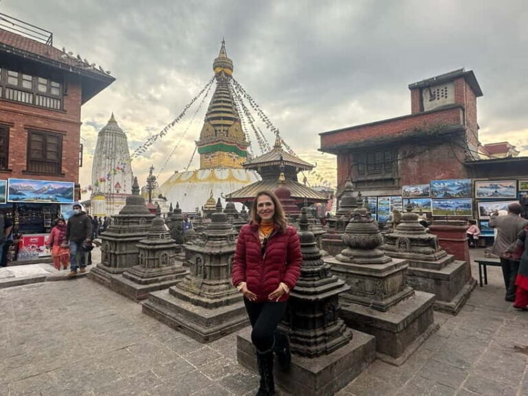 Kathmandu: A Photographer's Pilgrimage Tour to Swayambhunath - The Experience: What to Expect