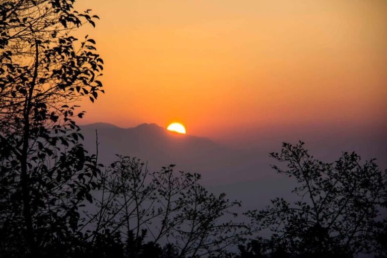 Kathmandu: Nagarkot Sunrise View private Tour and Hike - Whats Included and Whats Not