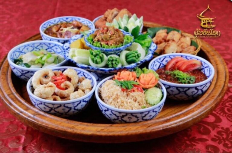Khum Khantoke Chiang Mai: Northern Thai Cuisine and Show - Why This Tour Is Worth Considering