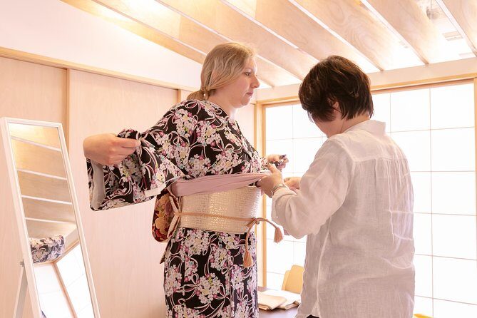 Kimono experience (3 hours) - The Practicalities: Timing, Accessibility, and Group Size