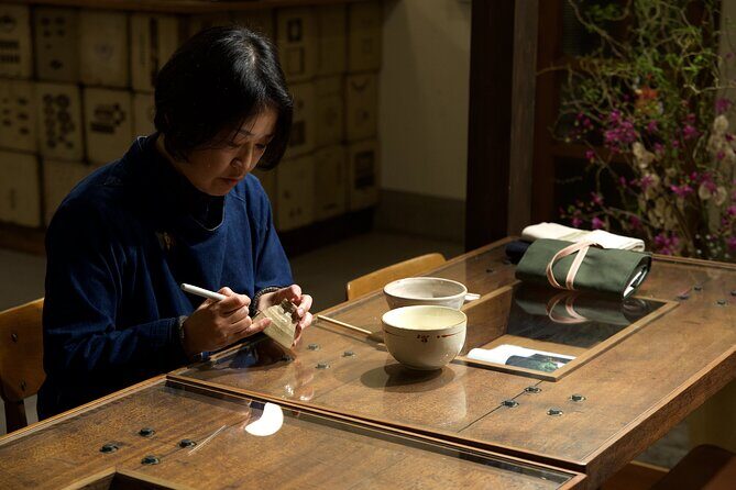 Kintsugi Workshop: Beauty in Brokenness - Key Points