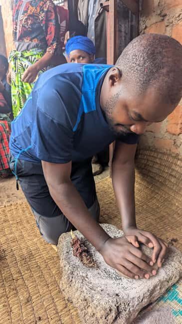 Kisoro: Cultural Village Tour with Breakfast and Lunch - Analyzing the Value and Practical Aspects