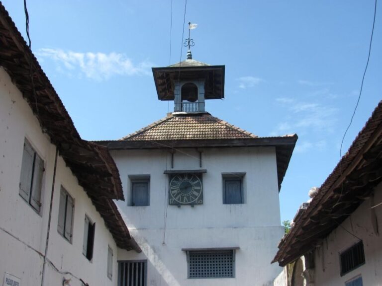 KOCHI FULL DAY TOUR (FROM KOCHI CITY HOTELS) - Practical Tips and Considerations