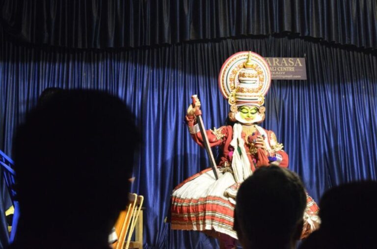 Kochi: Kathakali Evening Dance Show w/ Dinner & Transfer - Pros and Cons Based on Experiences