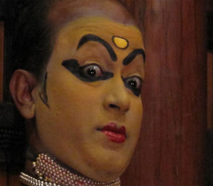 Kochi: Kathalki Theatre and Dinner Experience - Key Points