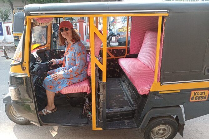 Kochi Tuk-Tuk Tour With Pickup From Cruise Ships - The Transport and Group Experience