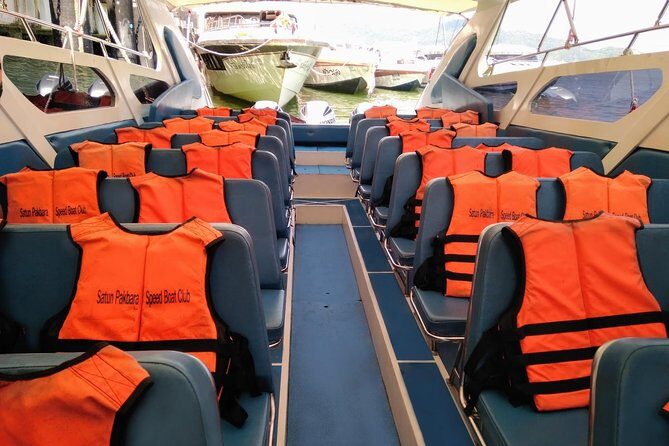 Koh Lipe to Hat Yai Airport by Satun Pakbara Speed Boat and Shared Minivan - The Value of a Seamless Transfer