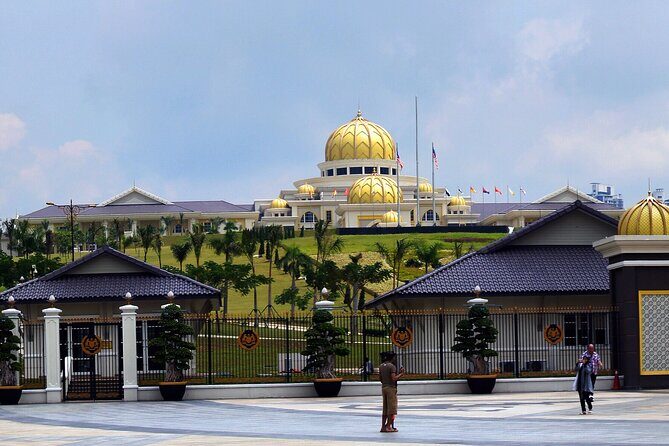 Kuala Lumpur City Tour Full Day 8 hours - Batu Caves: A Cultural and Natural Wonder