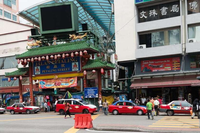 Kuala Lumpur Full-Day Sightseeing Tour with Batu Caves - Practical Details and What to Expect
