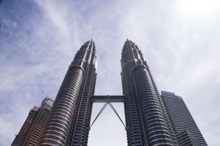 Kuala Lumpur, Putrajaya & Batu Caves Private Tour - Transportation and Value