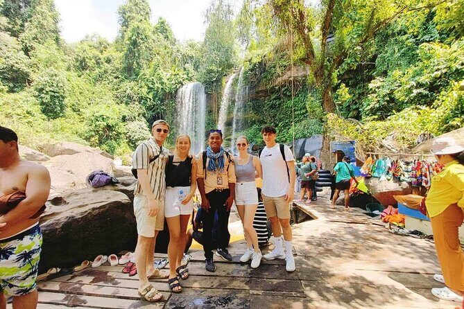 Kullen Waterfall Park with Small Group included entrance fee - Who Should Book This Tour?