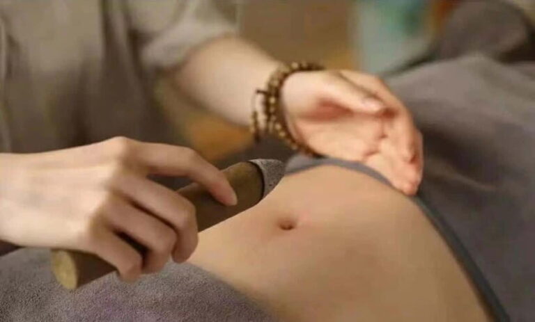 Kunming: Western Hills & Moxibustion Experience Private Tour - What Travelers Say