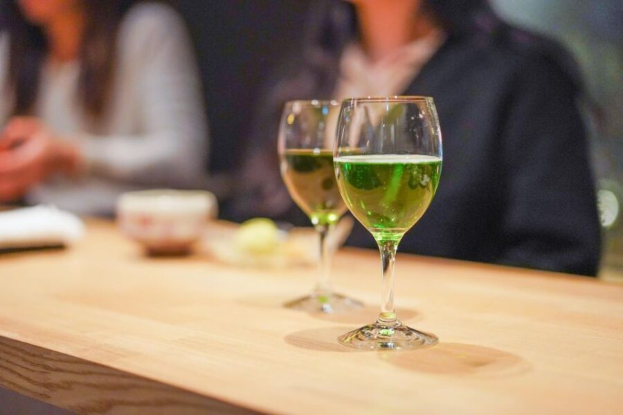 Kyoto: Foodie Night Tour in Gion with 9 dishes + 6 Sake - Deep Dive into the Food and Drink