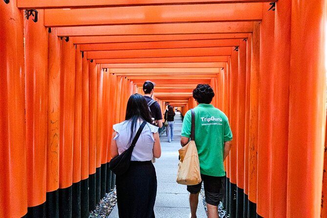 Kyoto: Fushimi Inari Taisha Small Group Guided Walking Tour - Exploring Fushimi Inari Taisha