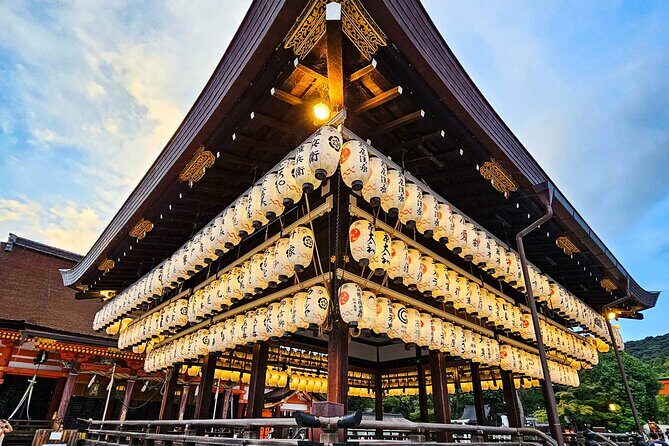 Kyoto Gion Night Guided Walking Tour for 3 Hours - Practical Considerations and Tips