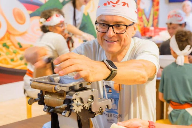 Lake Kawaguchiko: Ramen Cooking Class with Souvenir - The Experience’s Suitability