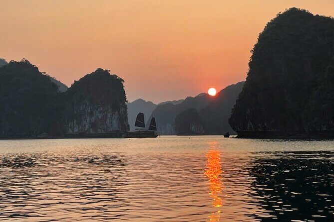 Lan Ha Bay Sunset and Bioluminescent Kayaking Tour - Practical Tips for Participants