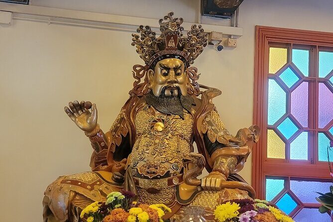Lantau Island Tian Tan Big Buddha Excursion with Mercedes Benz - Po Lin Monastery: An Architectural Treasure