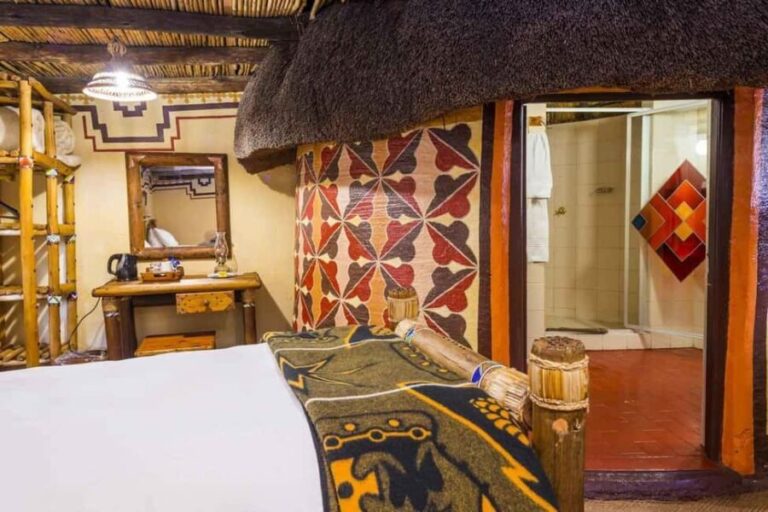 Lesedi Cultural Experience + Lunch or Dinner - Setting the Scene