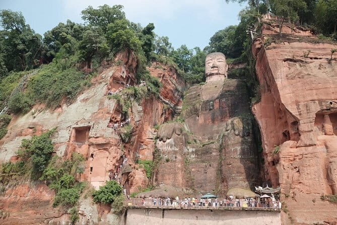 Leshan Giant Buddha and Oriental Buddha park one day tour - Exploring the Highlights