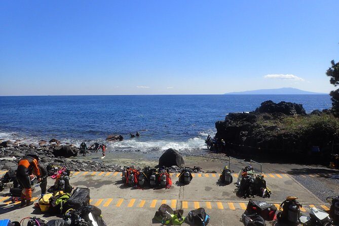 Let's enjoy Scuba diving in Izu Peninsula for certificate Diver - The Authentic Marine Encounter