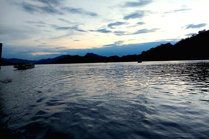 Luang Prabang Mekong Sunset Cruise and Hot Pot Dinner - Logistics and Value