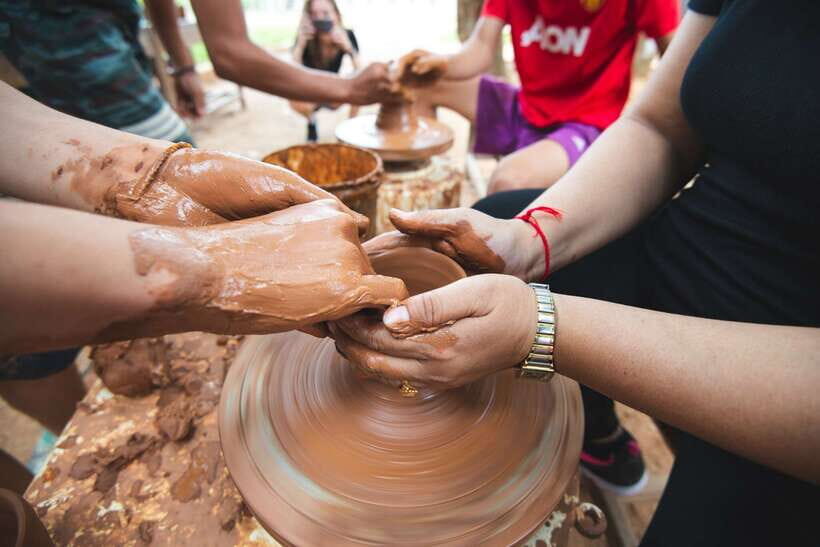 Luang Prabang: Pottery Workshop & Wat Chomphet cycling Tour - What Makes This Tour Stand Out?