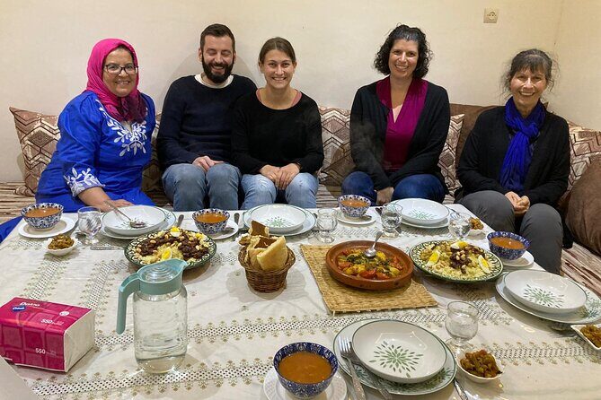 Lunch/Dinner with Moroccan family - The Sum Up