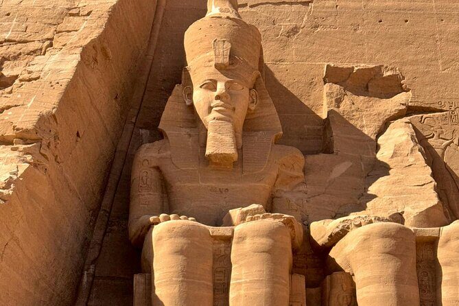 Luxor to Abu Simbel Private Tour with Tickets & VIP Access - Arriving at Abu Simbel: A Monumental Experience