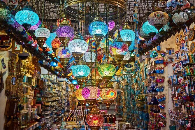 Luxury shopping tour in Giza &cairo &Khan Elkhalili bazaar & meal - Authenticity and Cultural Immersion