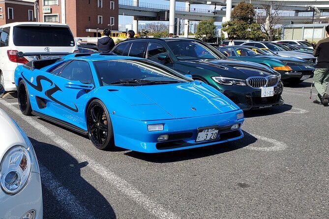Luxury van Ride to famous car meet up spot Daikoku - The Practical Side: Transportation, Timing, and Value