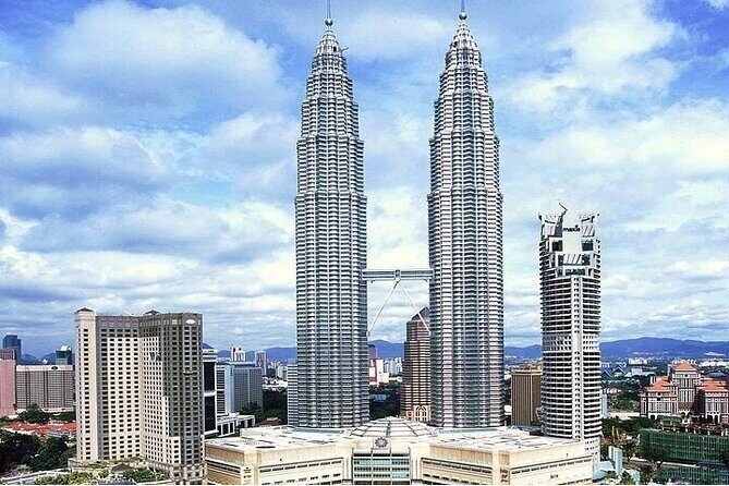LUXURY VIP bus: Kuala Lumpur (KL) guided day tour from Singapore - The Kuala Lumpur Itinerary: A Well-Curated Tour