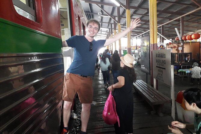 Maeklong Railway Market and Floating Market - The Itinerary in Detail