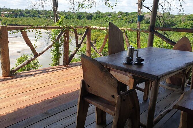 Magical Storytelling Swahili Dinner in the Bushbaby Treehouse - What’s Included and What’s Not