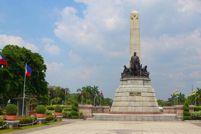 Manila Private Walking Tour With A Local Guide (Private Tour) - The Experience: What to Expect
