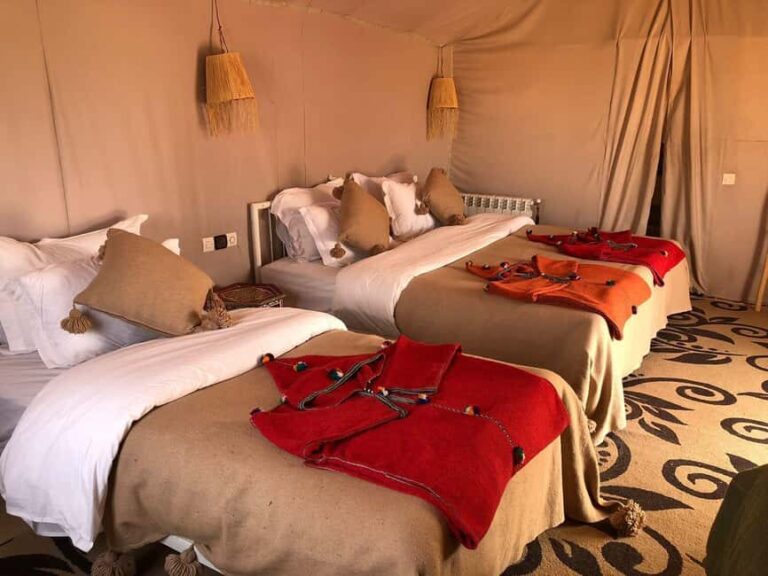 Marrakech: 3-Day Luxurious Desert Tour to Fes via Merzouga. - Cross the Atlas Mountains and Visit Ait Benhaddou