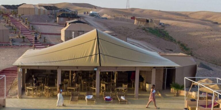 Marrakech: Agafay Desert Escape with Swimming Pool and Lunch - Authenticity and Practicalities