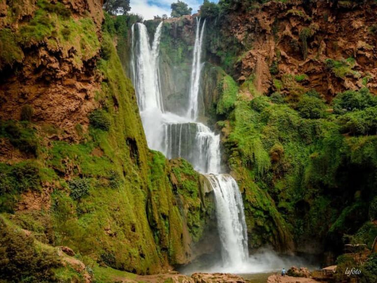 Marrakech : Ouzoud Waterfalls & Guided Tour & Boat Ride - Exploring the Berber Villages and the Landscape