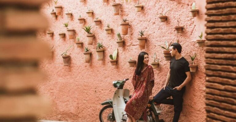 Marrakesh: Photo Shoot with a Private Vacation Photographer - Why It Might Be a Good Fit for You