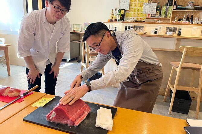 Master the art of Sushi : Toyosu Market Tour & Tuna Cutting - The Sum Up