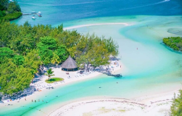Mauritius: Catamaran Cruise to Ile Aux Cerfs with BBQ Lunch - Authentic Insights from Reviewers