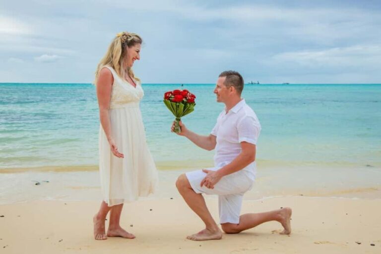 Mauritius: Photoshoot at Mont Choisy Beach - The Value of Professional Photos on a Beach Holiday