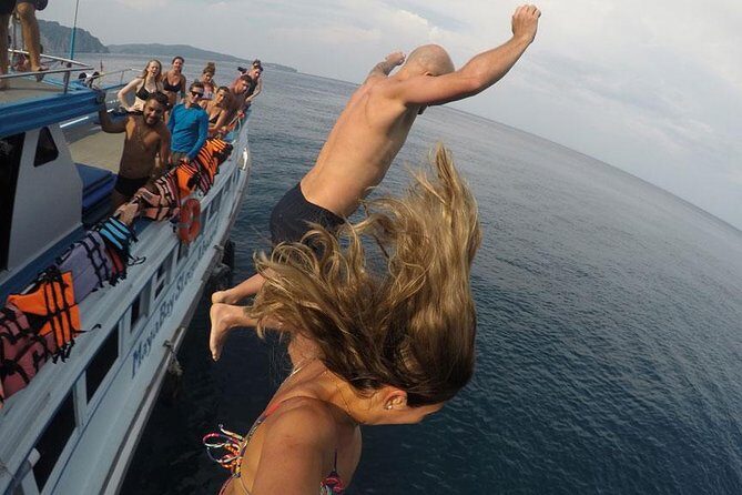 Maya Bay Sleep aboard Tour From Phi Phi - A Deep Dive into the Experience