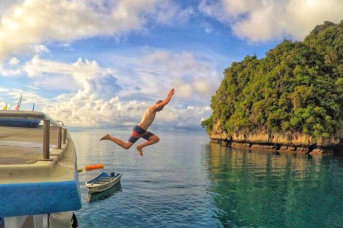 Maya Bay Sleepaboard Spend the night on our purpose built boat in Maya Bay - Who Will Love This Tour?