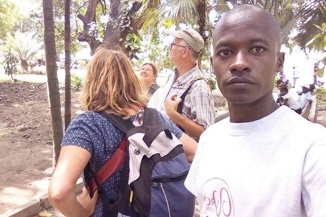 Mombasa City Tour - Visiting the Spice Market: Senses Overload