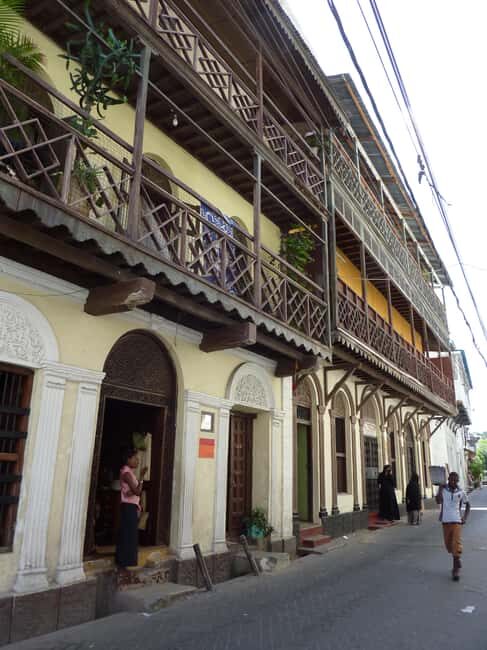 Mombasa: Historical Guided city tour. Old town, Fort Jesus - Who Should Consider This Tour?
